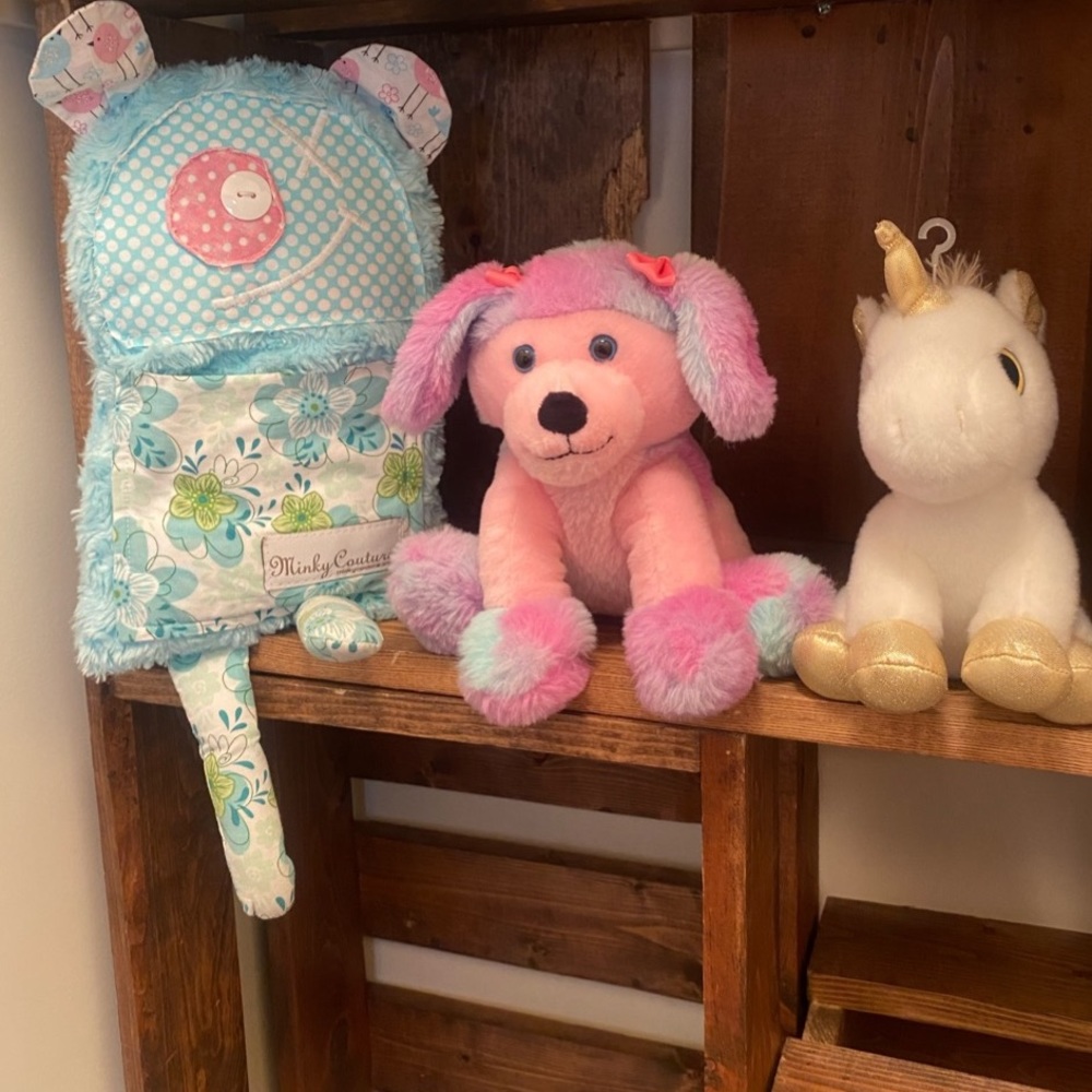 Stuffed animal lot.